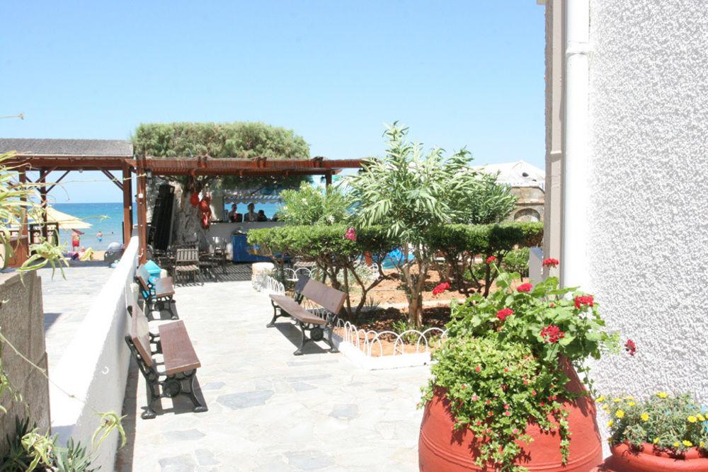 Hotel Koukouras Stalós 외부 사진