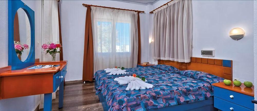 Hotel Koukouras Stalós 외부 사진