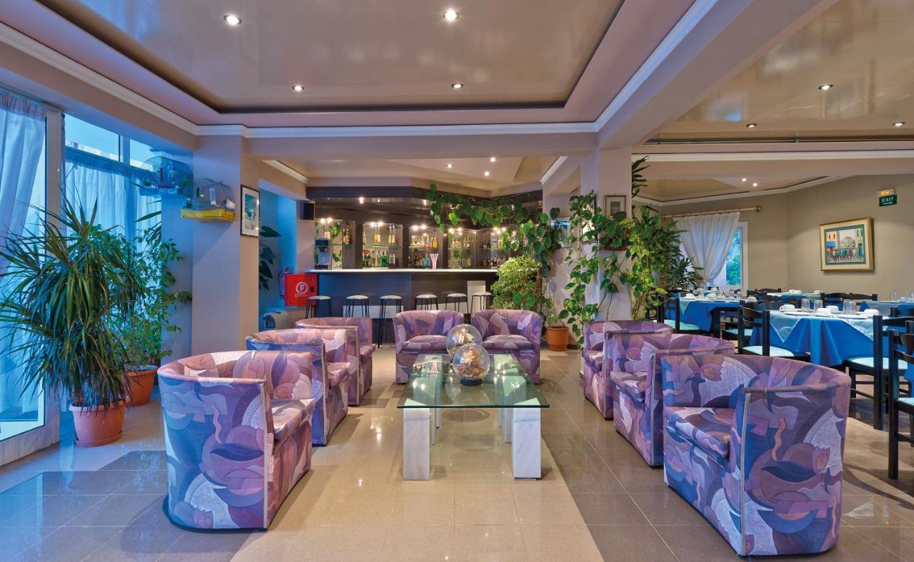 Hotel Koukouras Stalós 외부 사진