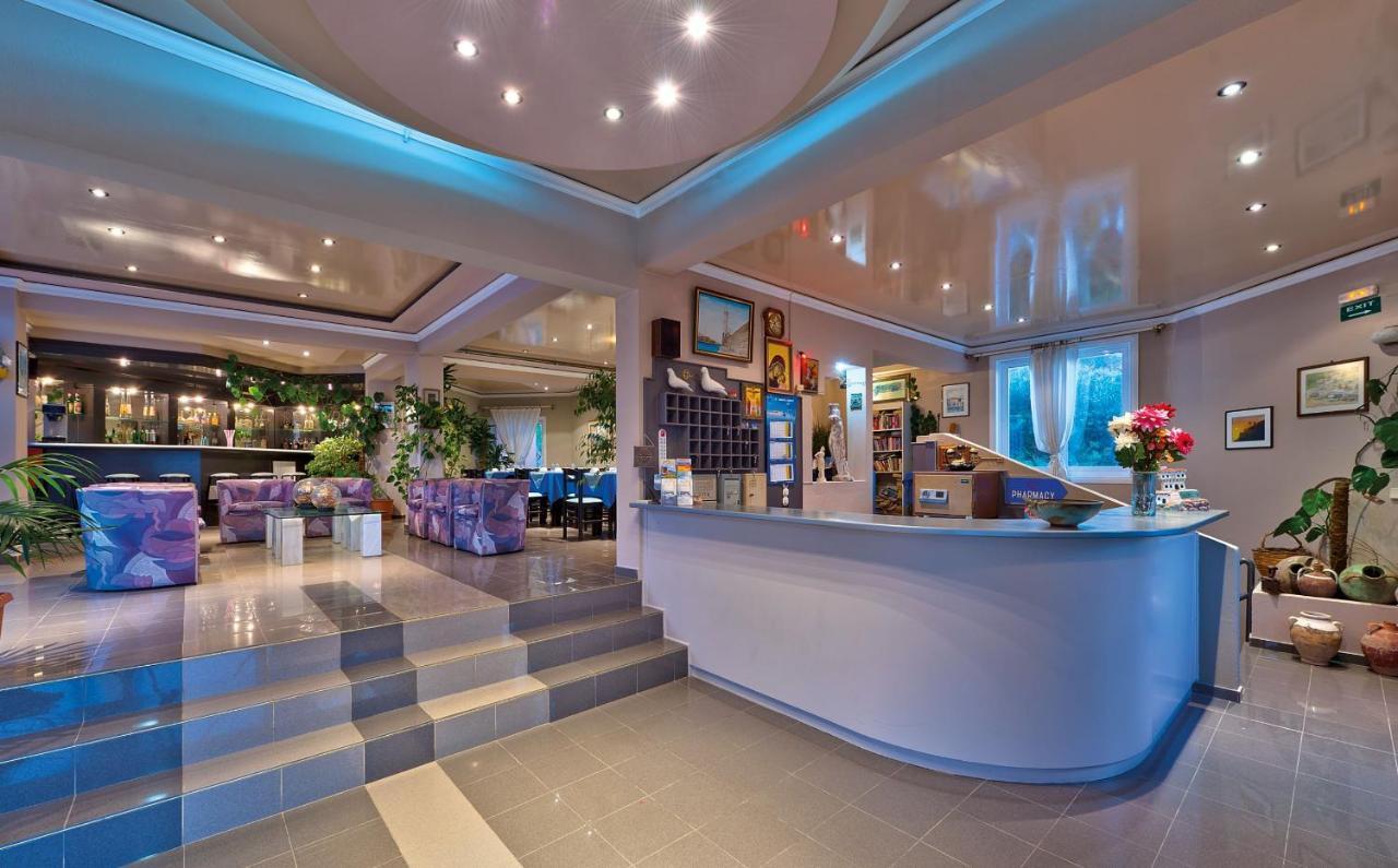 Hotel Koukouras Stalós 외부 사진