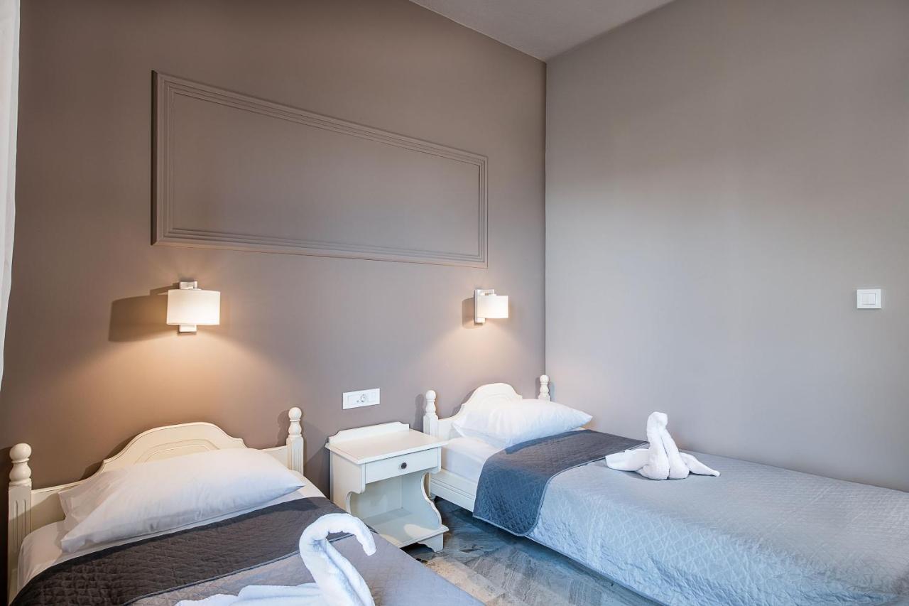 Hotel Koukouras Stalós 외부 사진