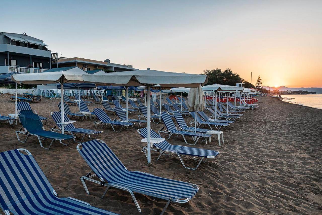 Hotel Koukouras Stalós 외부 사진