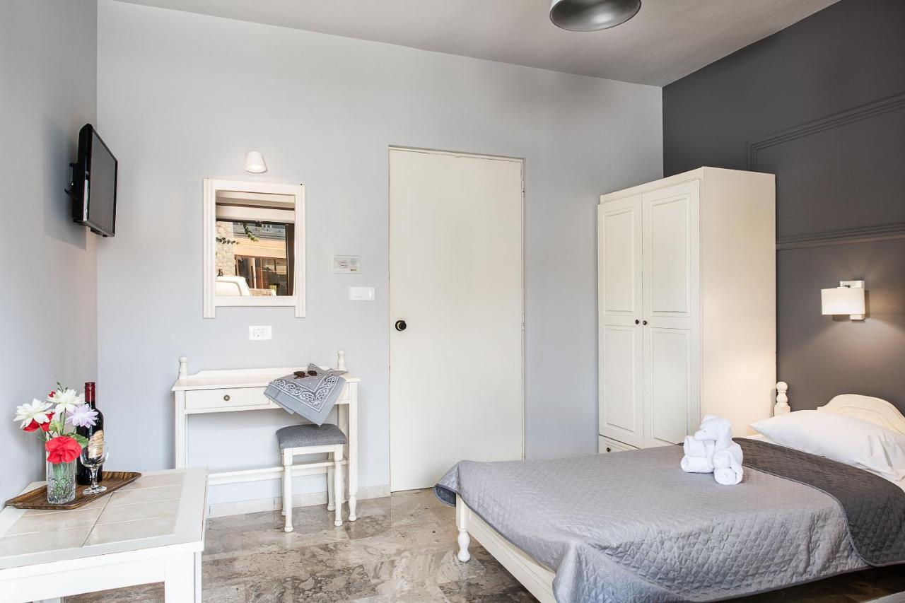 Hotel Koukouras Stalós 외부 사진