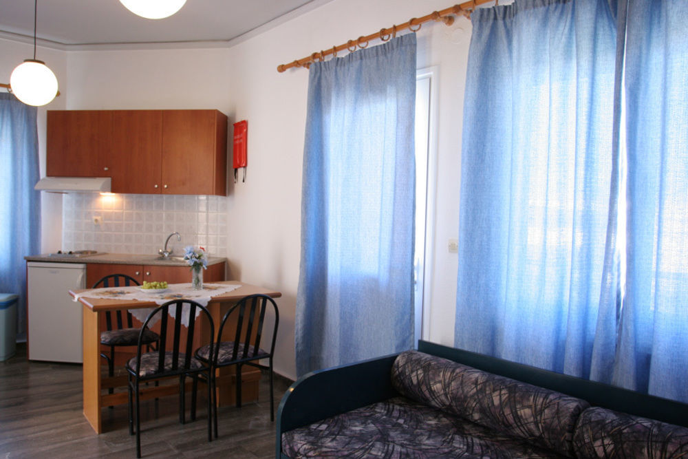 Hotel Koukouras Stalós 외부 사진